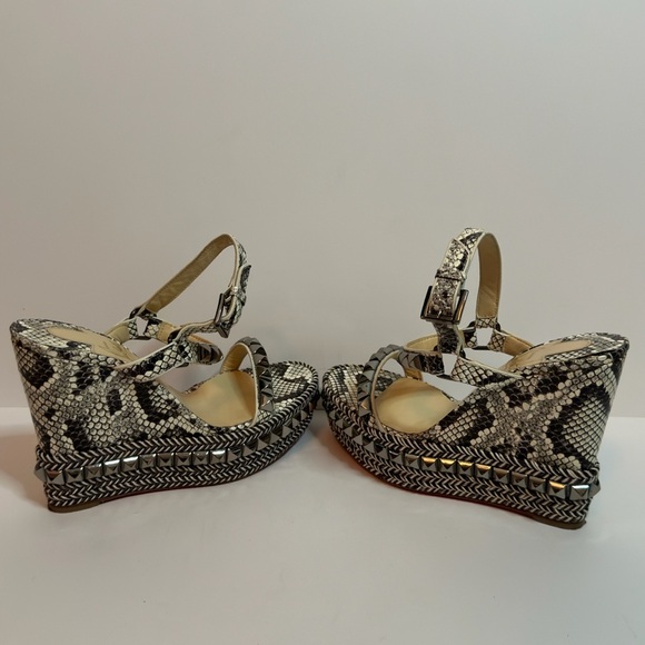 CHRISTIAN LOUBOUTIN CATACLOU STUDDED SNAKE PRINT ESPADRILLE WEDGES SIZE 37 - Picture 5 of 9